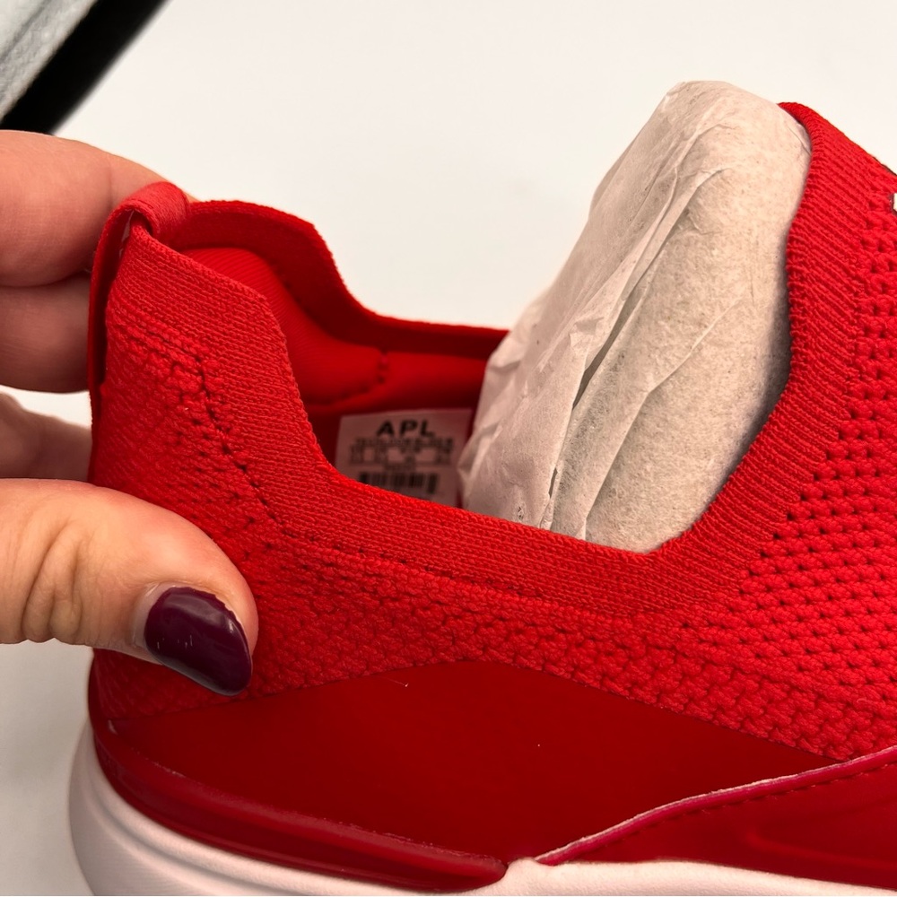 APL Men's 11.5 Techloom Bliss Slip On Athletic Shoes Run Gym Red White NIB Gift - Picture 7 of 9